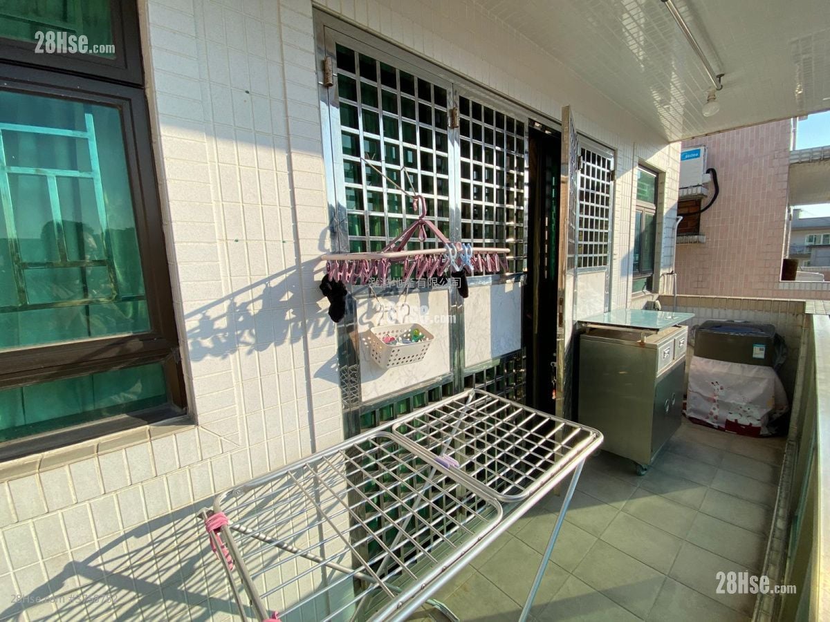 Village Sell 3 Bedrooms , 1 Bathroom 700 ft²