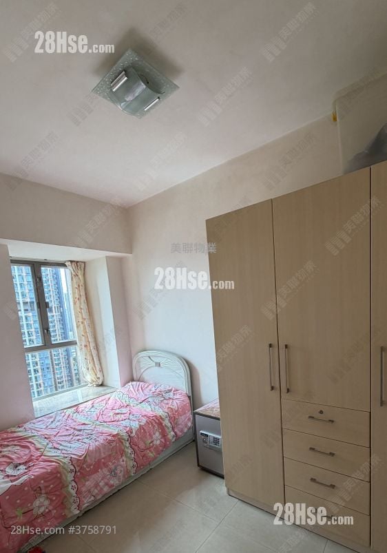 The Grandiose Sell 2 Bedrooms 453 ft²