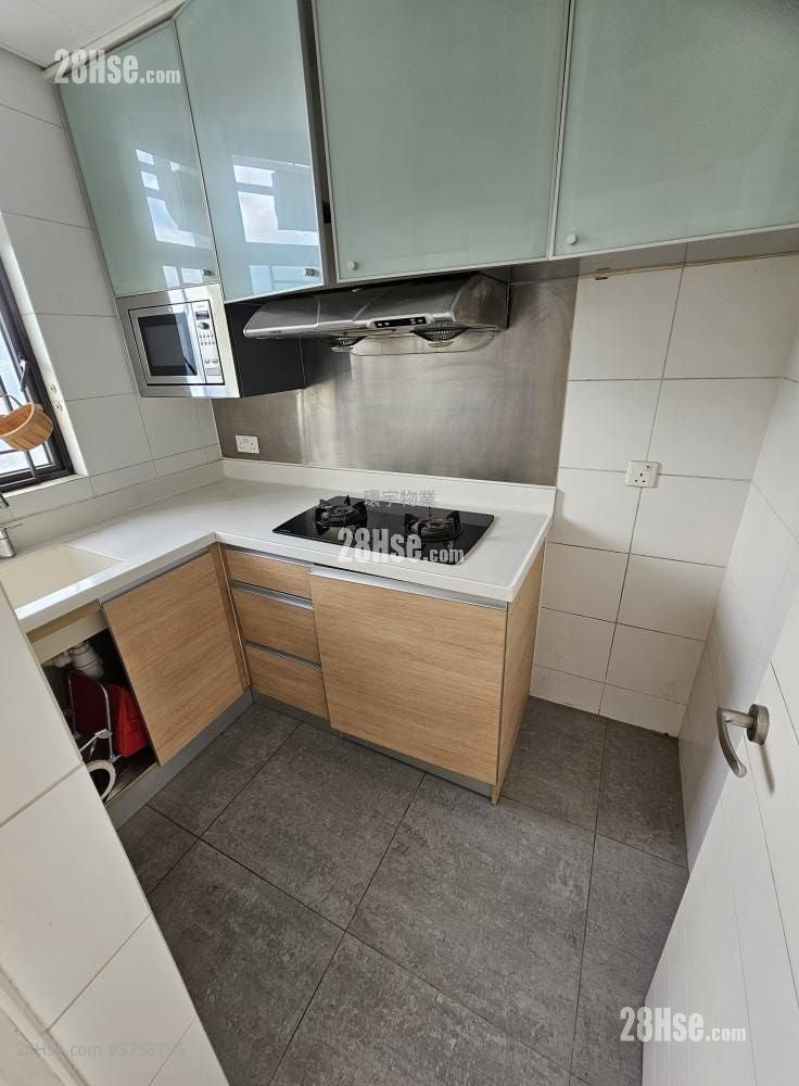 立坊 售盤 2 房 , 1 浴室 395 平方呎