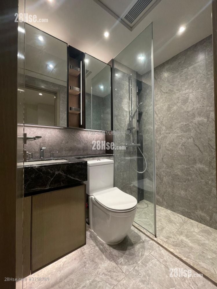 Wetland Seasons Bay Sell 4 Bedrooms , 2 Bathrooms 795 ft²