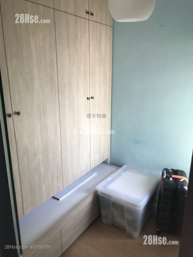 立坊 售盤 2 房 , 1 浴室 395 平方呎