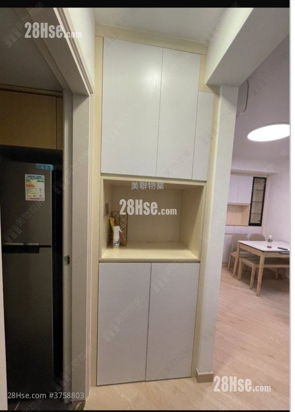 Park Central Sell 2 Bedrooms 438 ft²