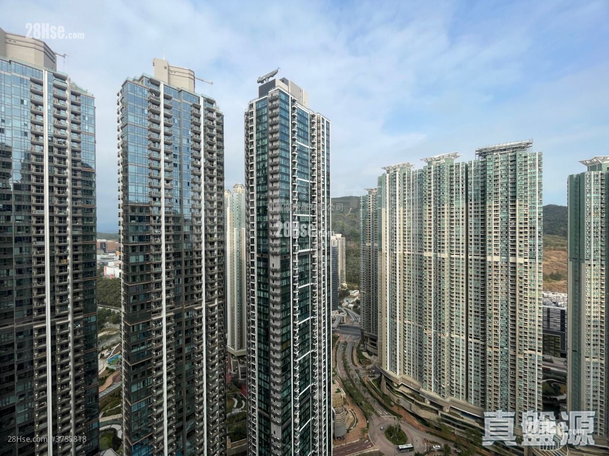 Seasons Place 售盘 1 房 , 1 浴室 322 平方尺