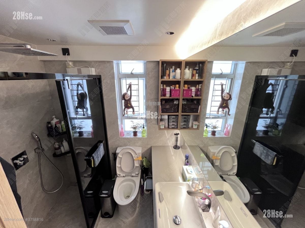 Shan Lai Court Sell 447 ft²