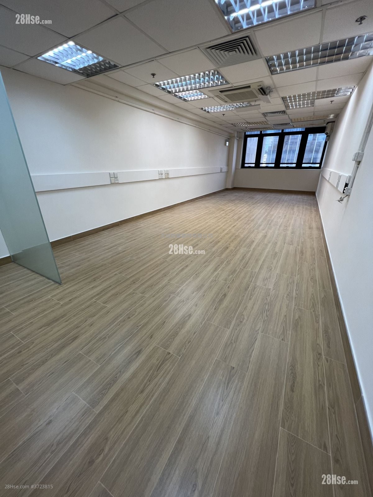 Rightful Centre Rental 2 Bedrooms , 1 Toilet