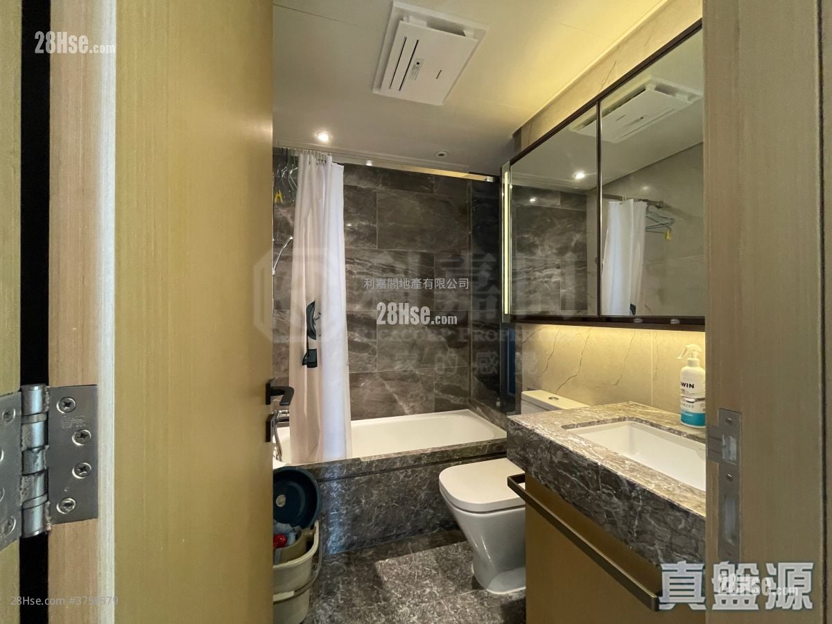 MALIBU 售盘 2 房 , 1 浴室 435 平方尺