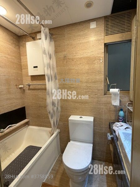 Harbour Place Sell 3 Bedrooms 589 ft²