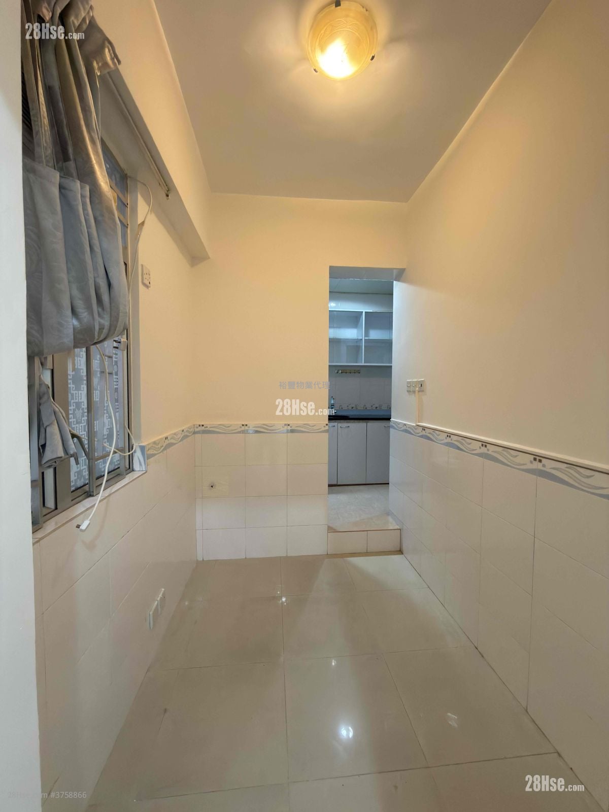 唐楼 租盘 1 房 , 1 浴室 130 平方尺