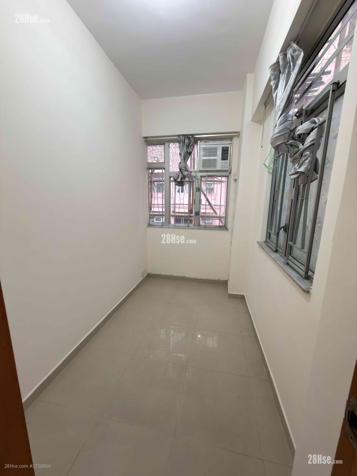 唐楼 租盘 1 房 , 1 浴室 130 平方尺