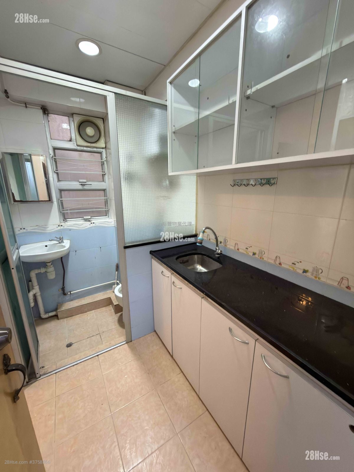 唐楼 租盘 1 房 , 1 浴室 130 平方尺