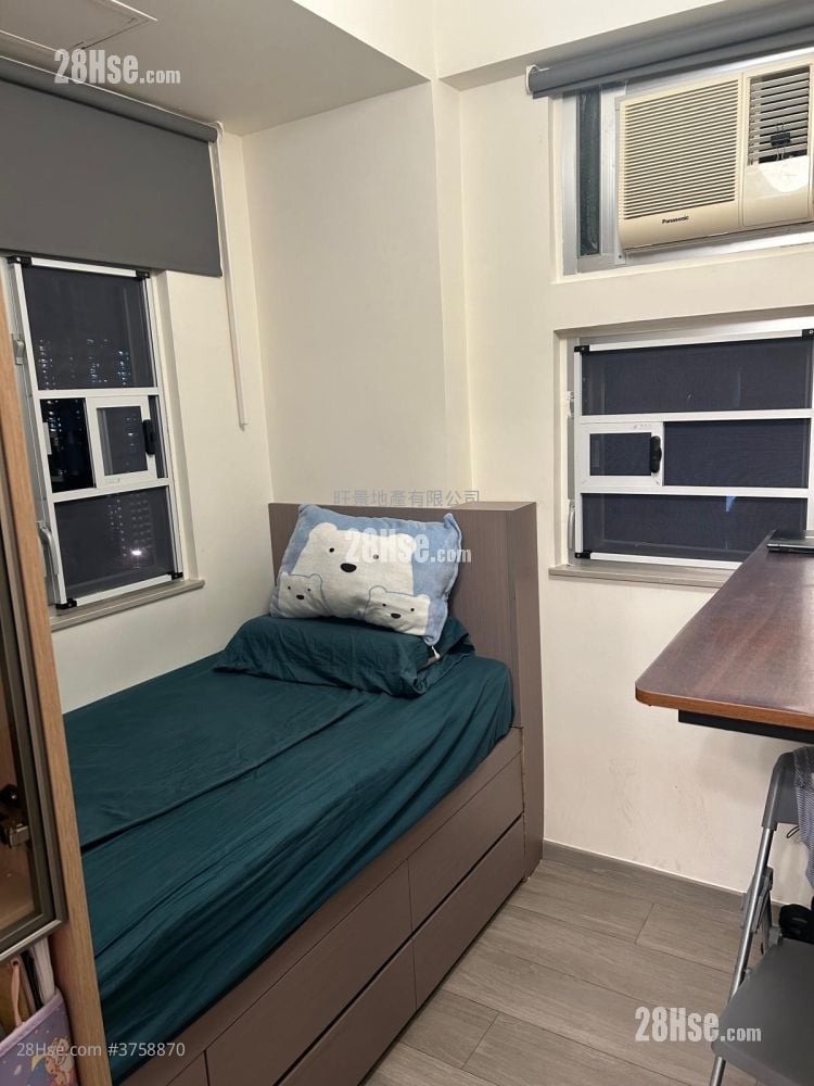 Hong Wah Mansion Sell 2 Bedrooms 325 ft²