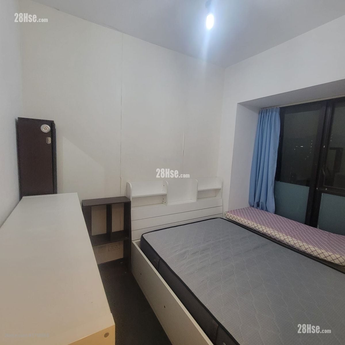 Chelsea Court Sell 2 Bedrooms , 1 Bathroom 475 ft²