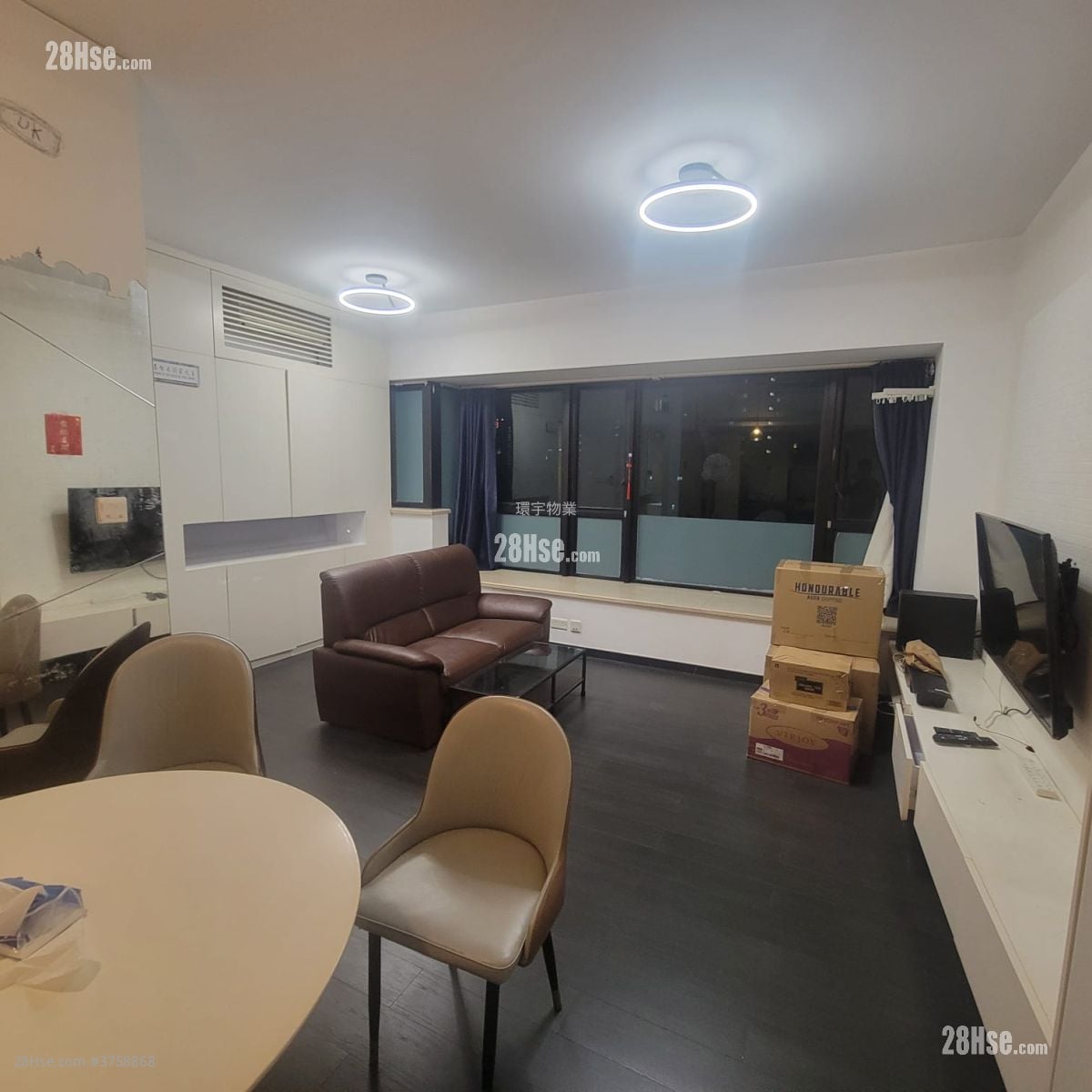 Chelsea Court Sell 2 Bedrooms , 1 Bathroom 475 ft²