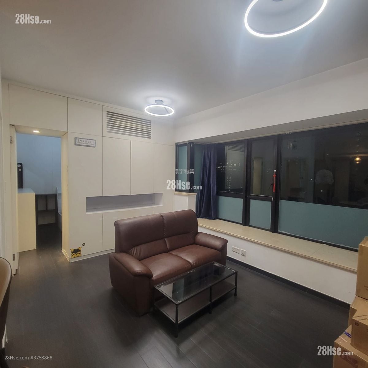 Chelsea Court Sell 2 Bedrooms , 1 Bathroom 475 ft²