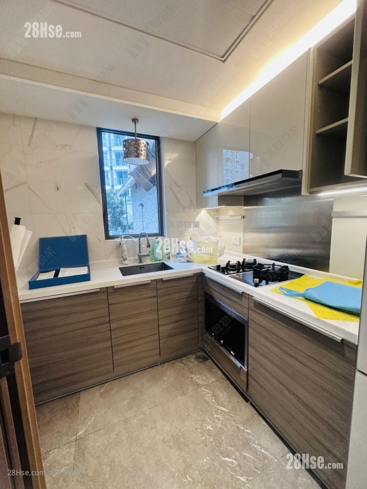 The Papillons Sell 2 Bedrooms 490 ft²