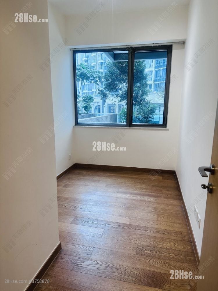 The Papillons Sell 2 Bedrooms 490 ft²