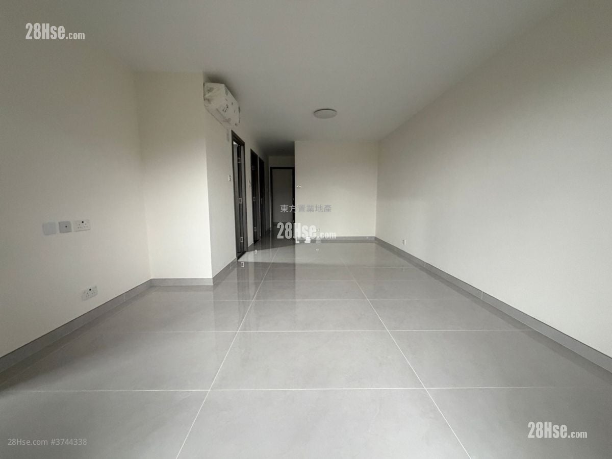 Village Rental 3 Bedrooms , 1 Bathroom 700 ft²