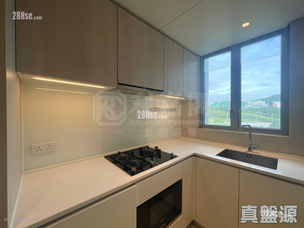 MALIBU 售盘 2 房 , 1 浴室 541 平方尺