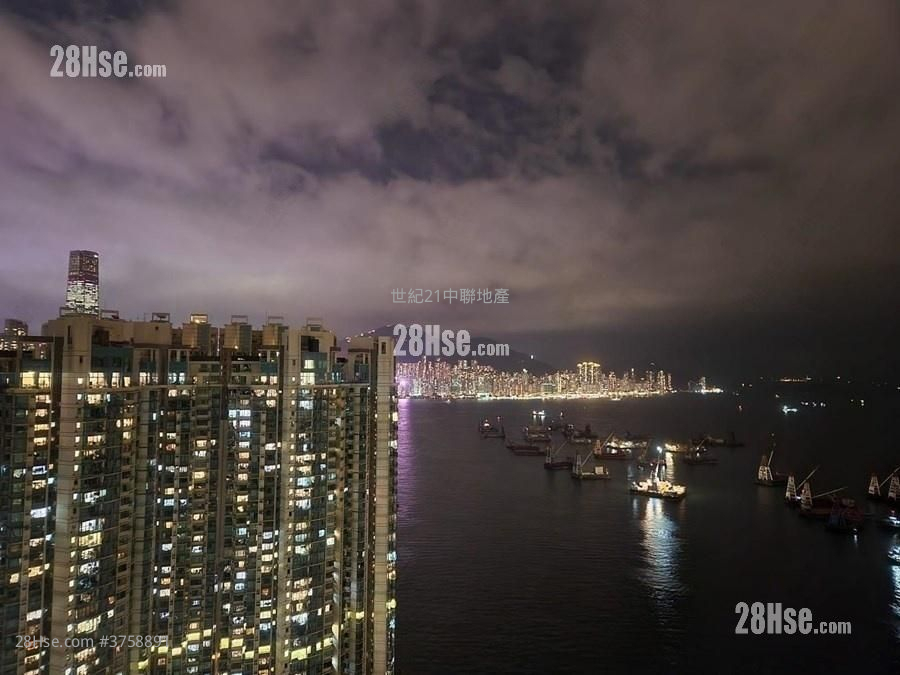 Hampton Place Sell 2 Bedrooms , 1 Bathroom 432 ft²