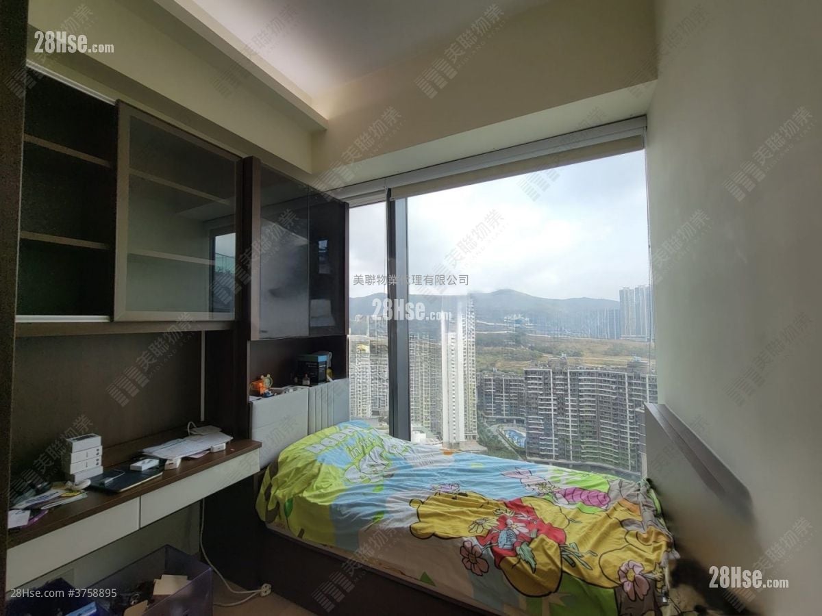 Twin Peaks Sell 4 Bedrooms 1,258 ft²