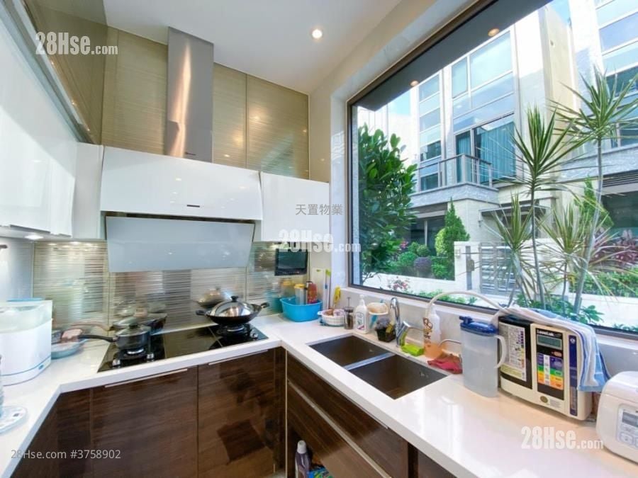 尚筑 售盘 4 房 , 5+ 浴室 1,986 平方尺