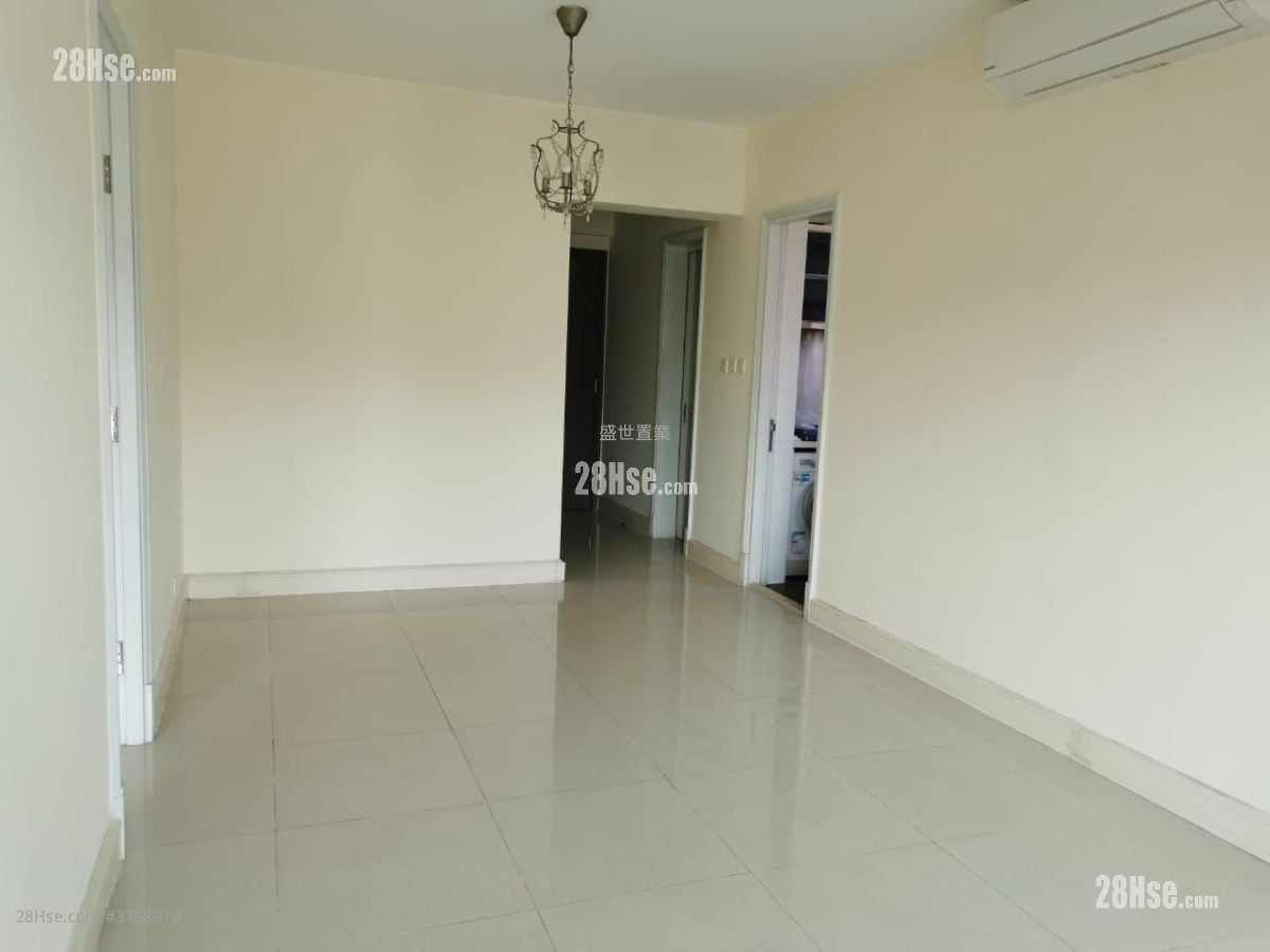 名城 售盘 3 房 , 2 浴室 679 平方尺