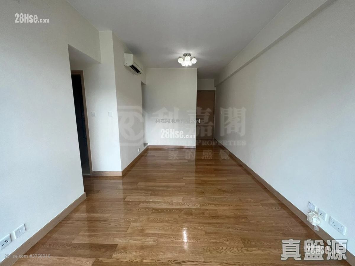 现崇山 售盘 3 房 , 2 浴室 715 平方尺