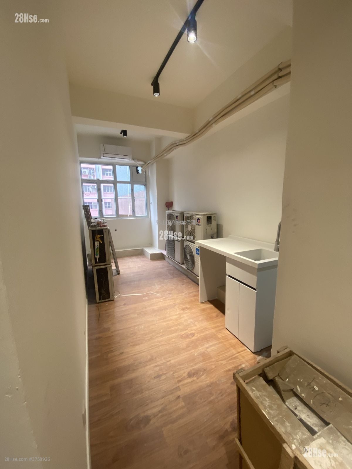 Yee Tak Factory Building Rental