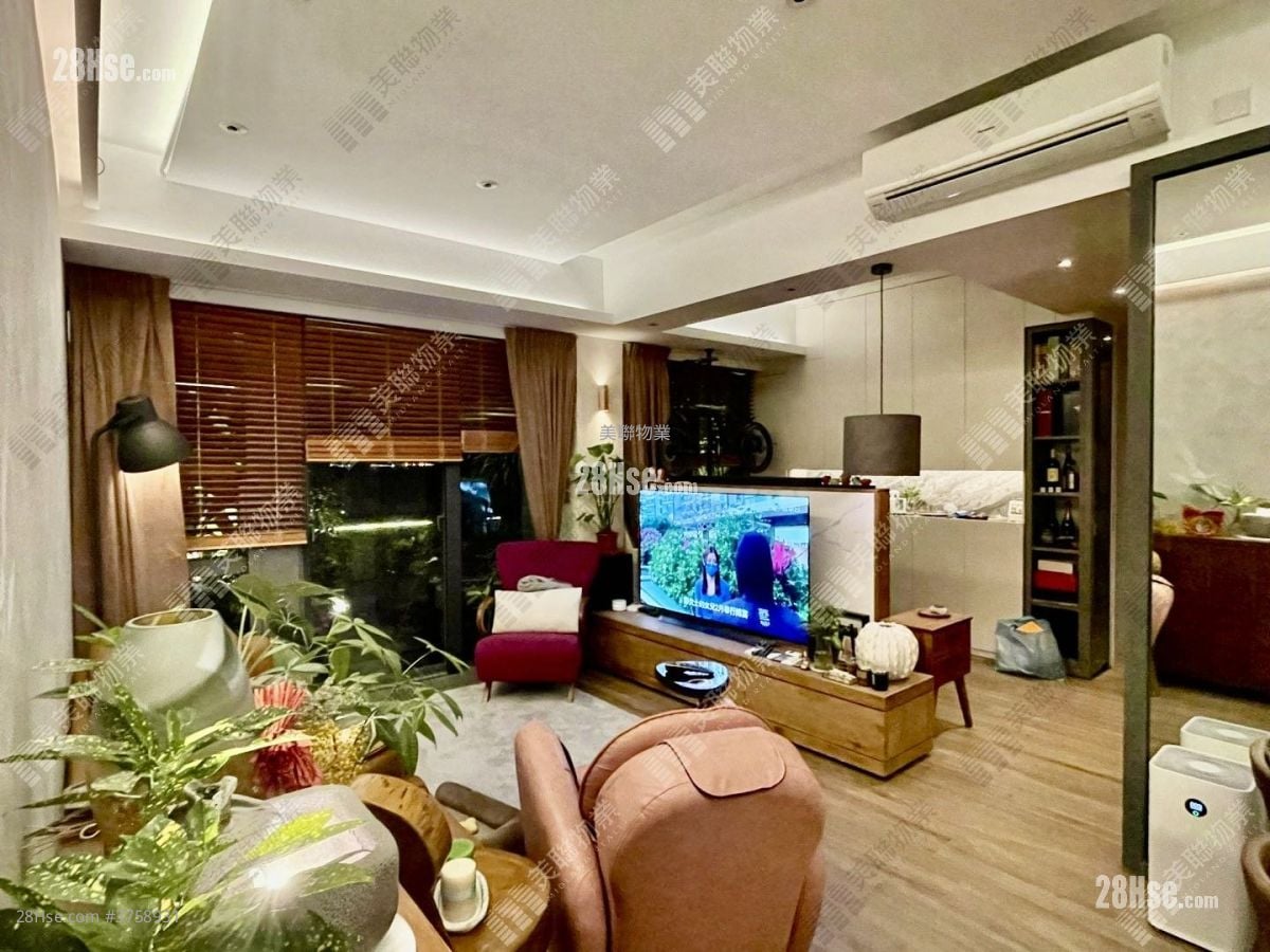 Capri 售盘 4 房 , 2 浴室 755 平方尺