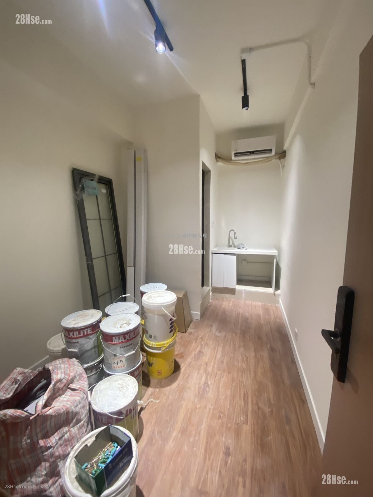 Yee Tak Factory Building Rental