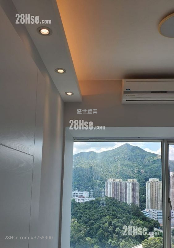 名城 售盘 4 房 , 3 浴室 785 平方尺