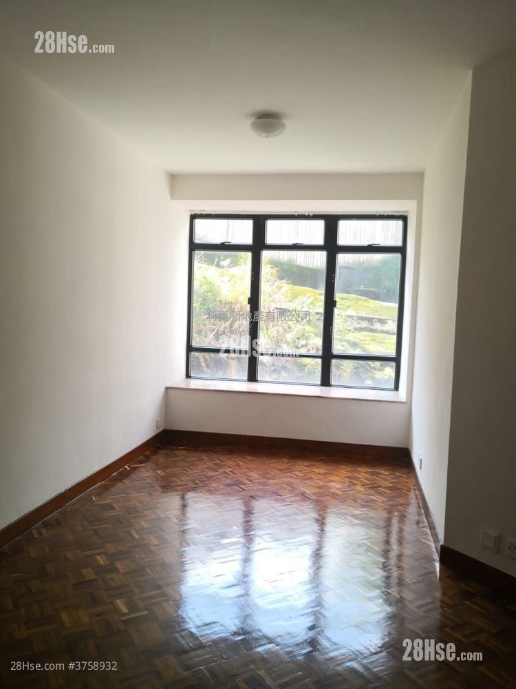 康怡花园 售盘 2 房 , 1 浴室 461 平方尺