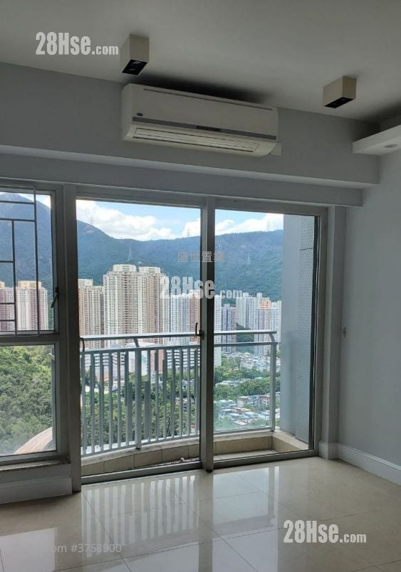 名城 售盘 4 房 , 3 浴室 785 平方尺