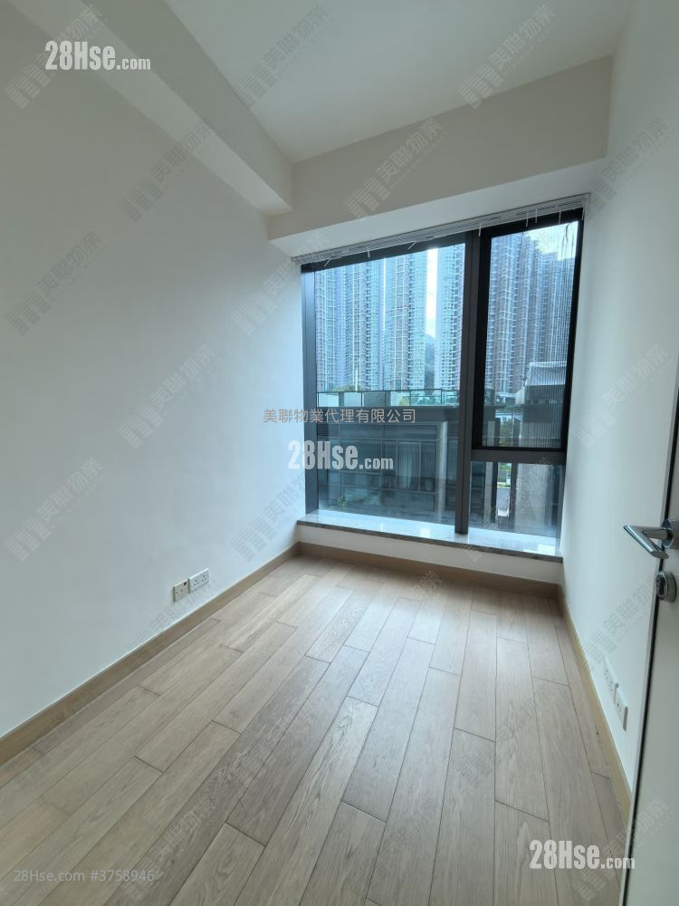 Capri 售盘 3 房 , 3 浴室 829 平方尺