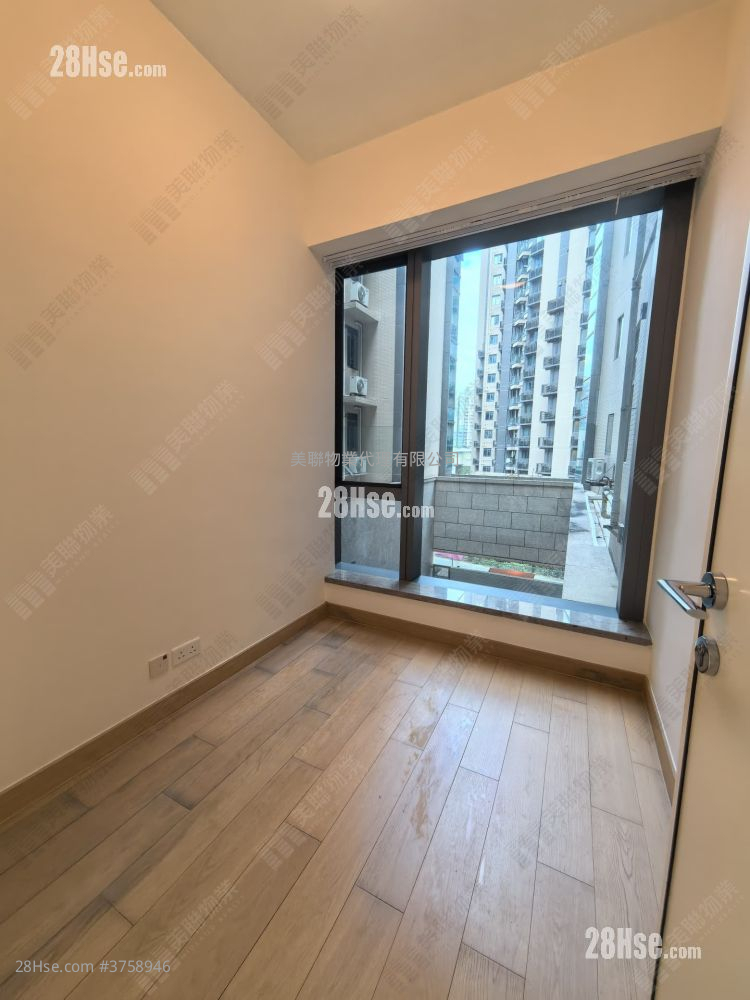 Capri 售盘 3 房 , 3 浴室 829 平方尺