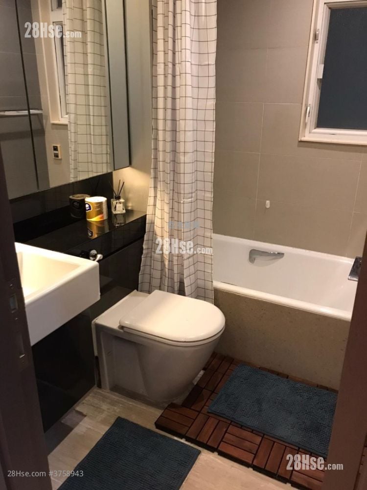 The Sparkle Sell 2 Bedrooms , 1 Bathroom 511 ft²