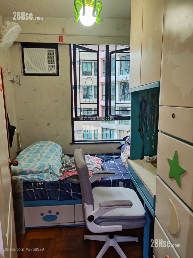 Jubilant Place Sell 3 Bedrooms , 2 Bathrooms 778 ft²