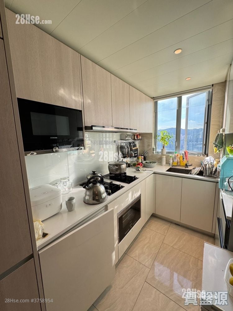 Malibu Sell 3 Bedrooms 800 ft²