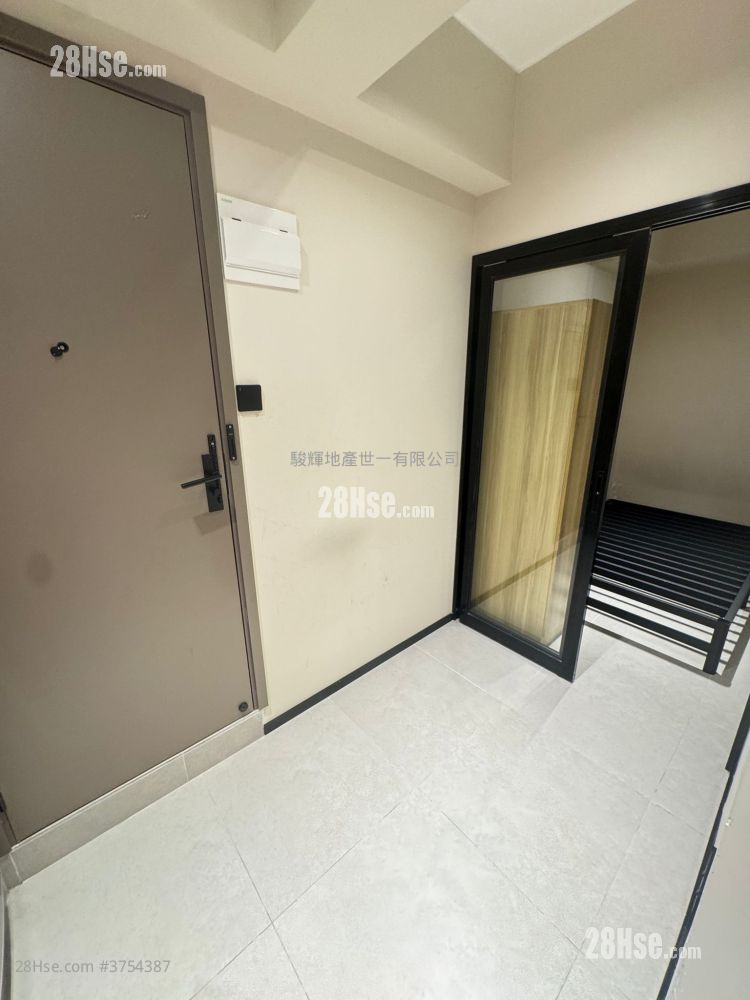 Pacific Building Rental 1 Bedroom , 1 Bathroom 150 ft²