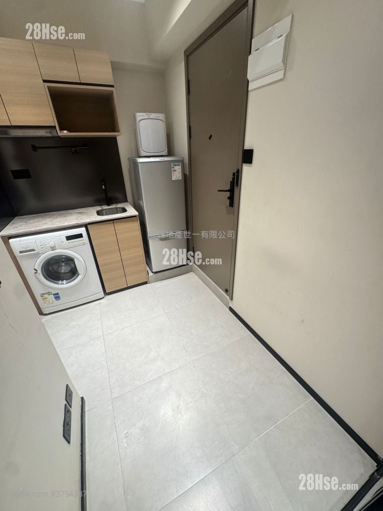 Pacific Building Rental 1 Bedroom , 1 Bathroom 150 ft²