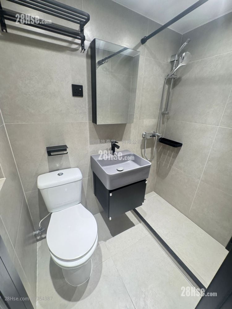 Pacific Building Rental 1 Bedroom , 1 Bathroom 150 ft²