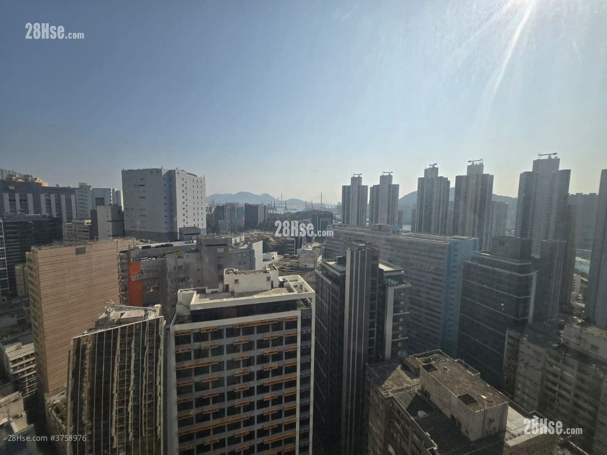 Chelsea Court Sell 2 Bedrooms , 1 Bathroom 461 ft²