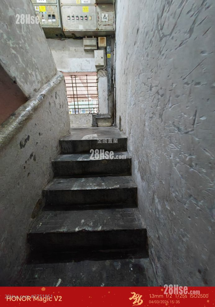 渡船街17號 租盤 2 房 , 1 浴室 300 平方呎