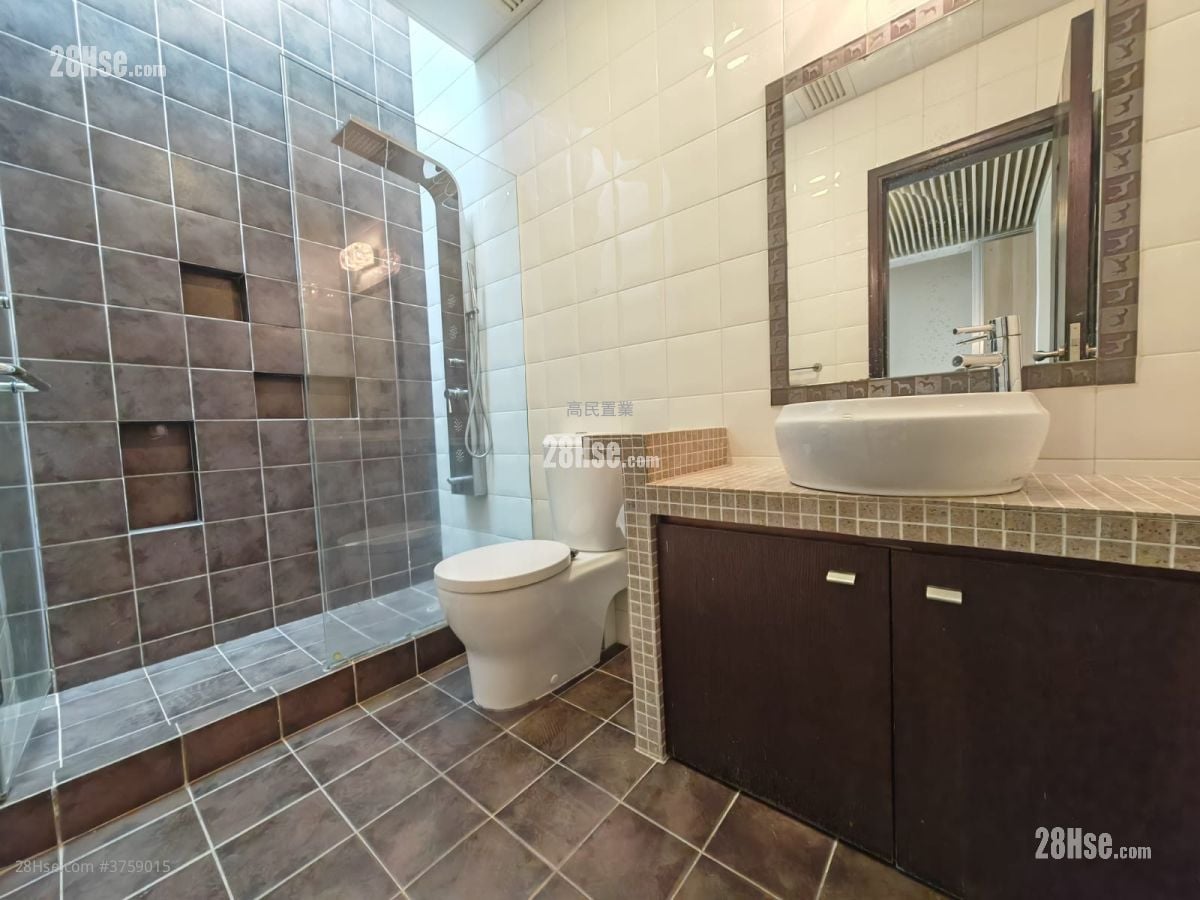 银线湾 售盘 3 房 , 3 浴室 1,893 平方尺