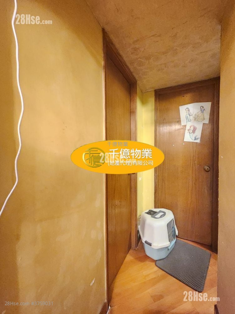 124 Tai Nan Street Sell 3 Bedrooms 654 ft²