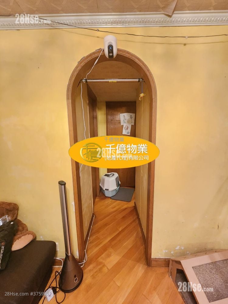 124 Tai Nan Street Sell 3 Bedrooms 654 ft²