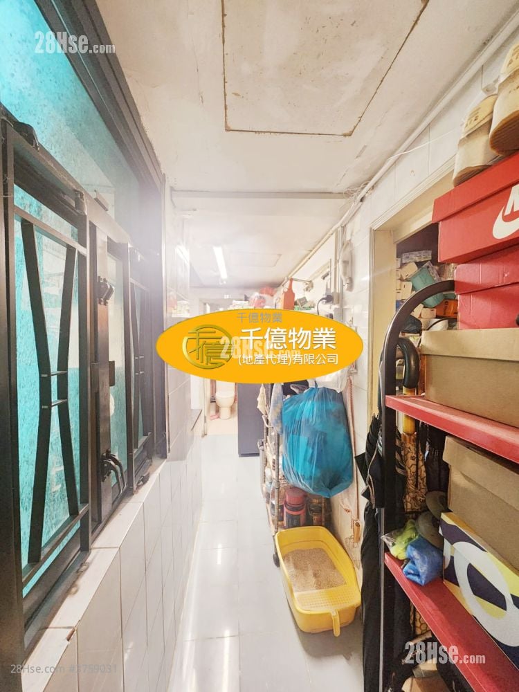 124 Tai Nan Street Sell 3 Bedrooms 654 ft²