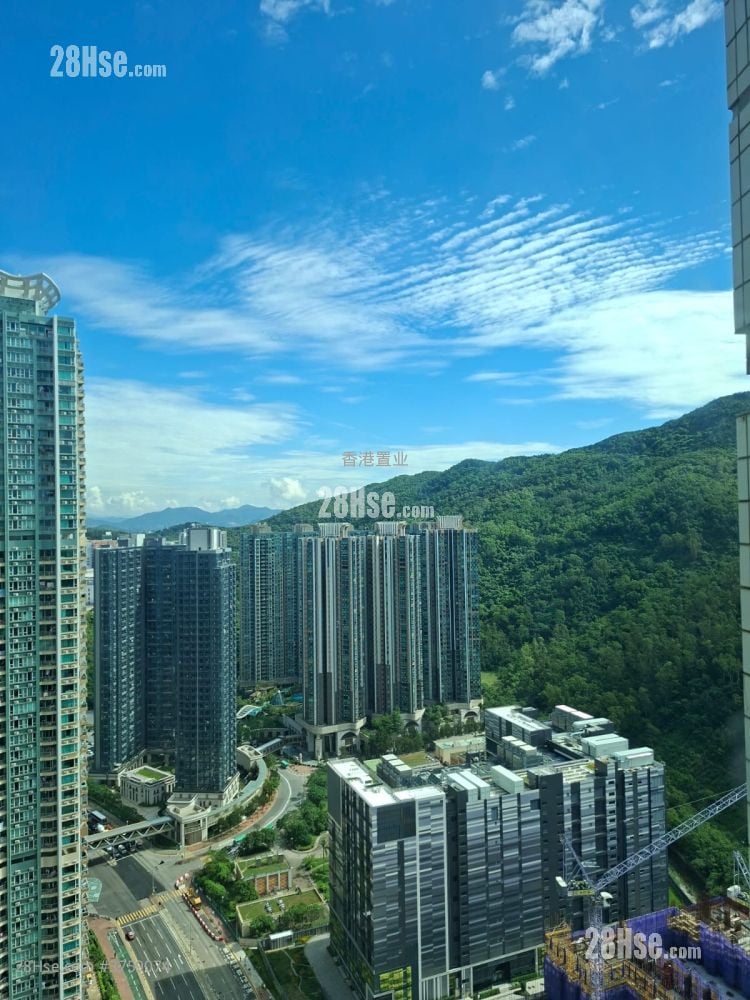 Le Prestige Sell 4 Bedrooms , 3 Bathrooms 976 ft²