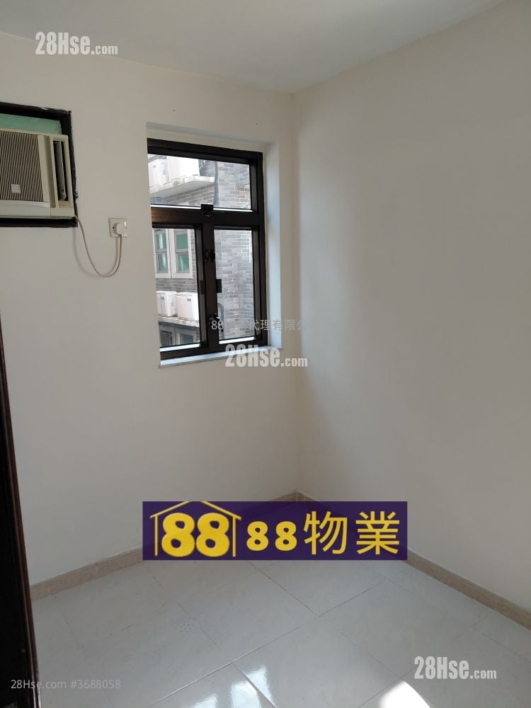 Village Rental 3 Bedrooms , 1 Bathroom