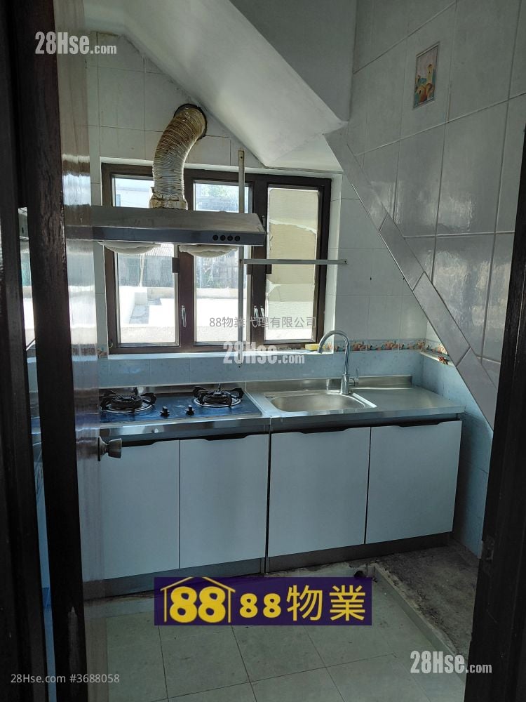 Village Rental 3 Bedrooms , 1 Bathroom